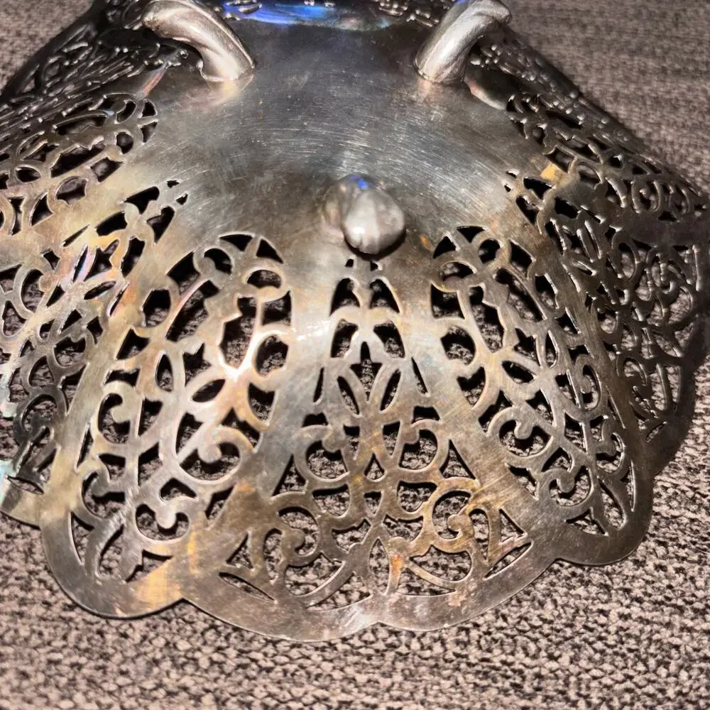 International Silver Company Lovelace Silver-plated Candy Dish Dainty